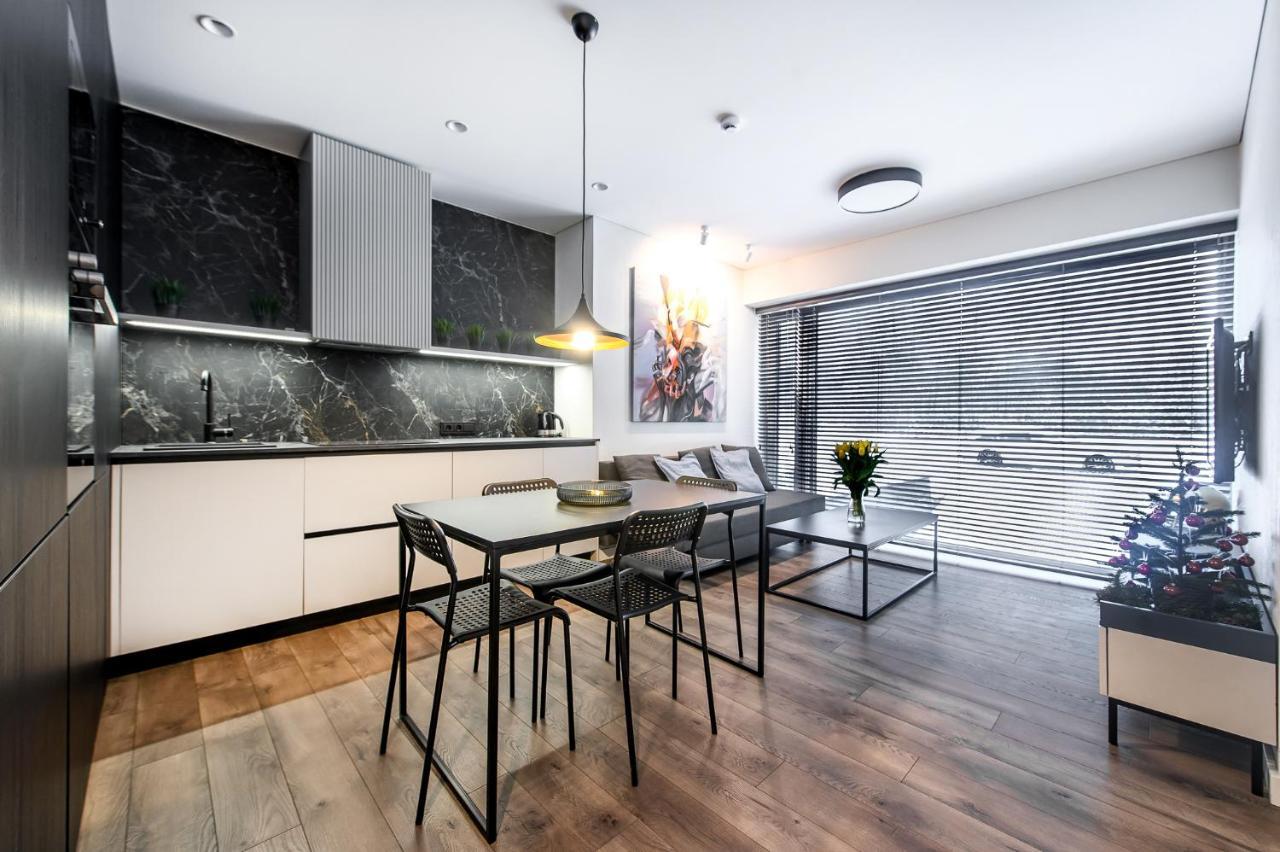 Botanical Garden Loft Apartment Kaunas Bagian luar foto