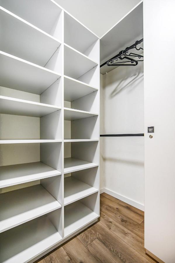 Botanical Garden Loft Apartment Kaunas Bagian luar foto