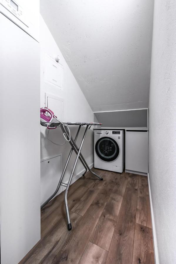 Botanical Garden Loft Apartment Kaunas Bagian luar foto